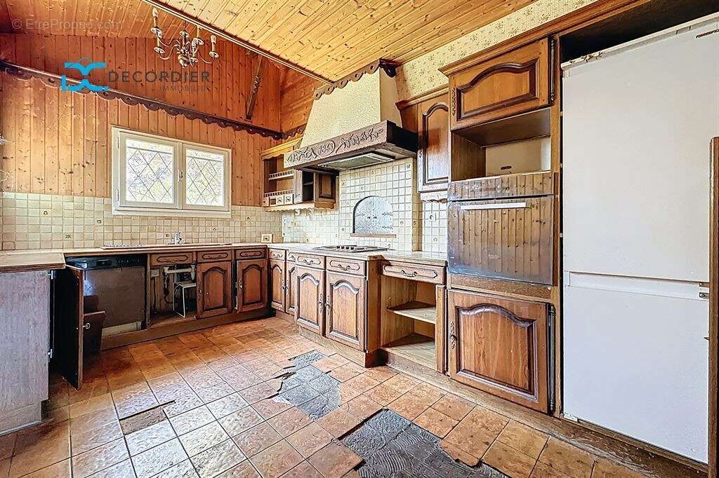 Lyaud - propriete 18 689 m² et maison de 180m2 - photo 10