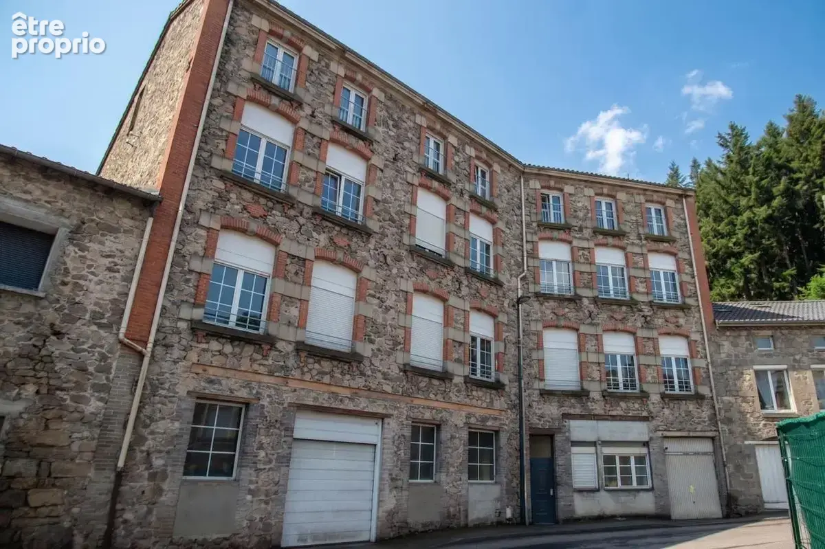 Appartement T5 de 77 m² à La Séauve-sur-Semène 43140 - photo 4