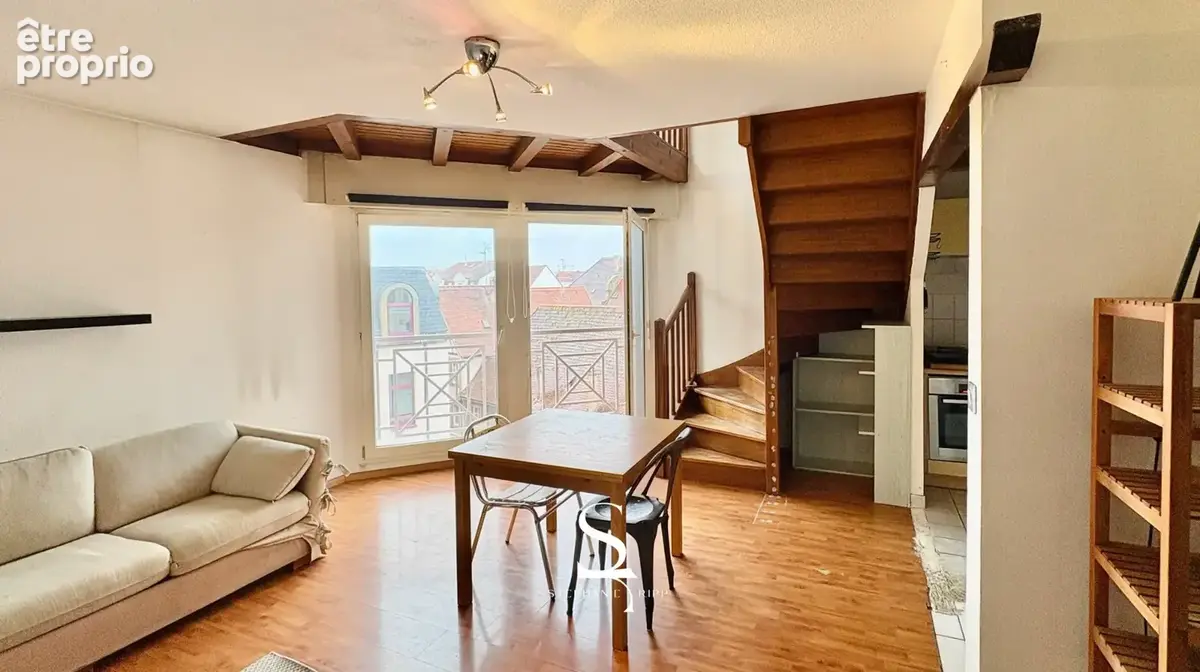 HAGUENAU Centre - Duplex en attique avec parking, 2 pièces - À VENDRE - photo 2