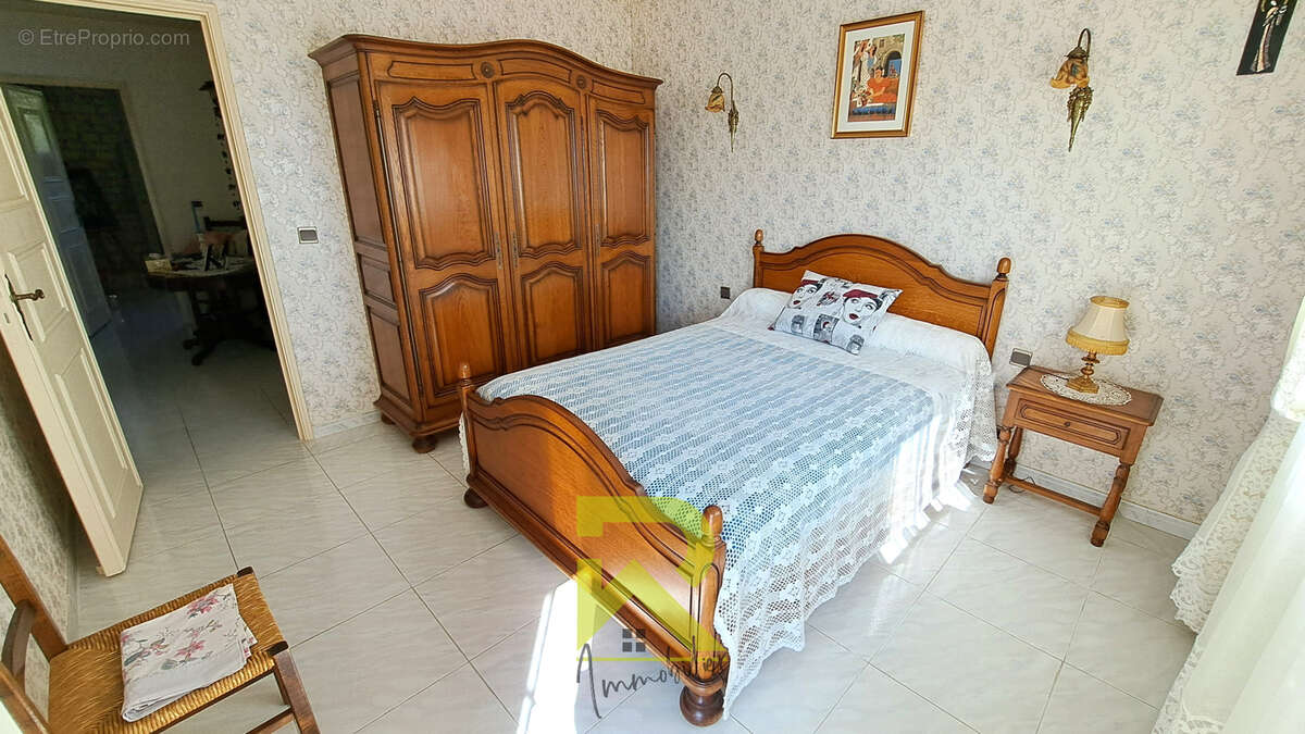 Villa 248 m2   5 chambres   Vue étang de Bages   Piscine   Garage 66 m2   Narbonne - photo 5
