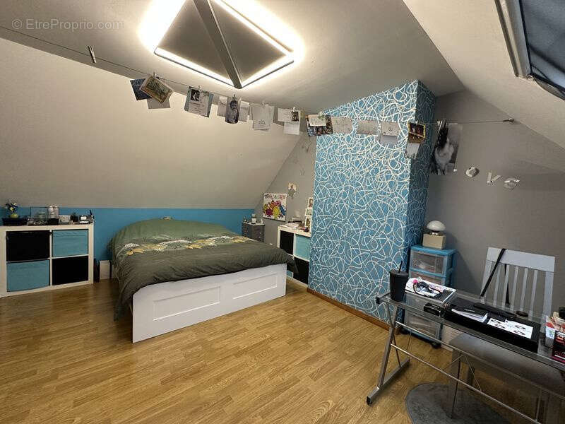 Maison à FRESNOY-LA-RIVIERE