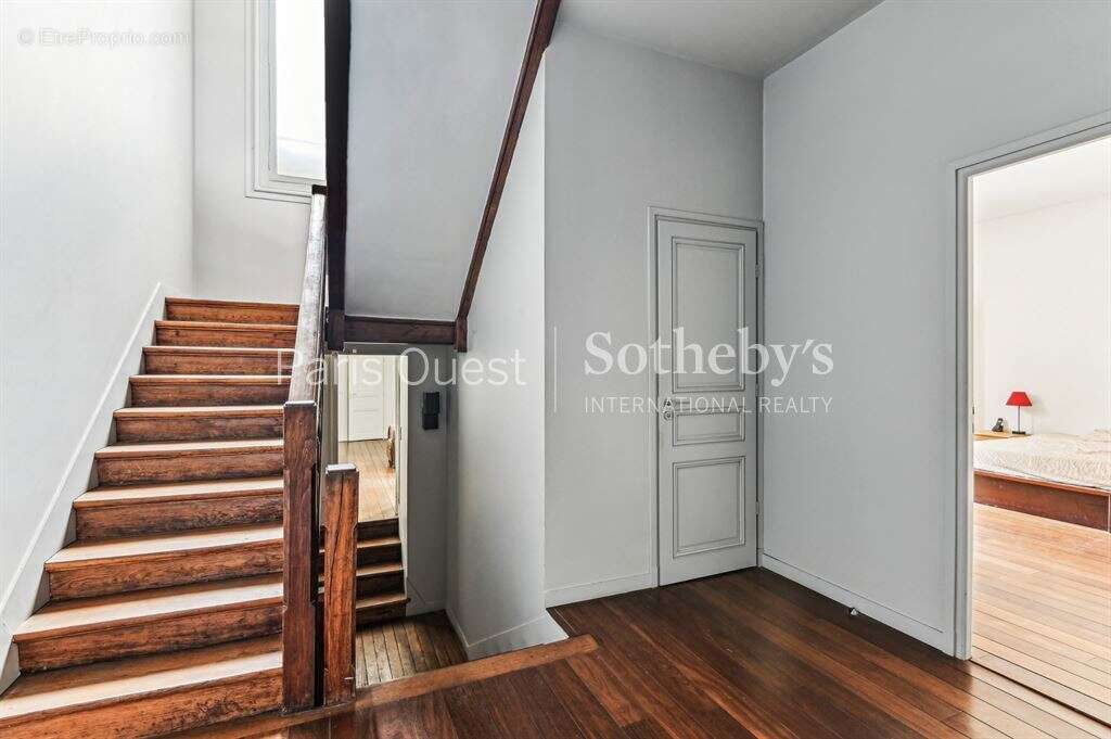 Maison à PARIS-17E
