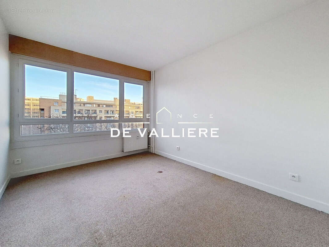 Appartement à NANTERRE