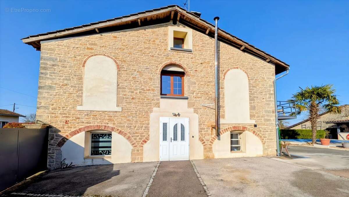 Maison à UCHIZY