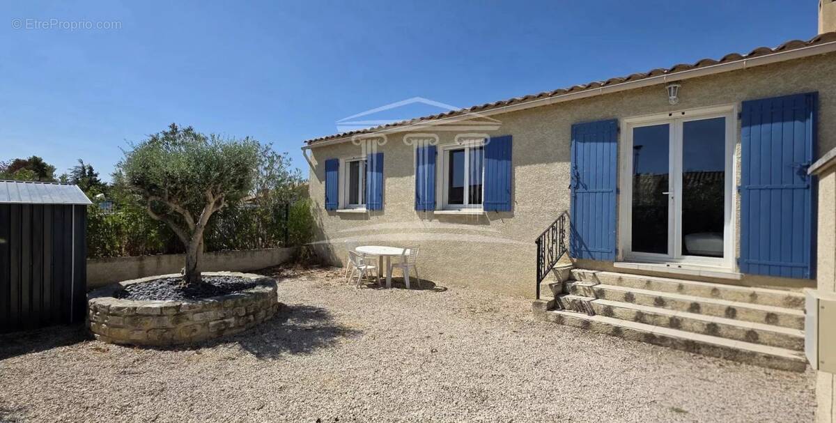 Maison à SORGUES