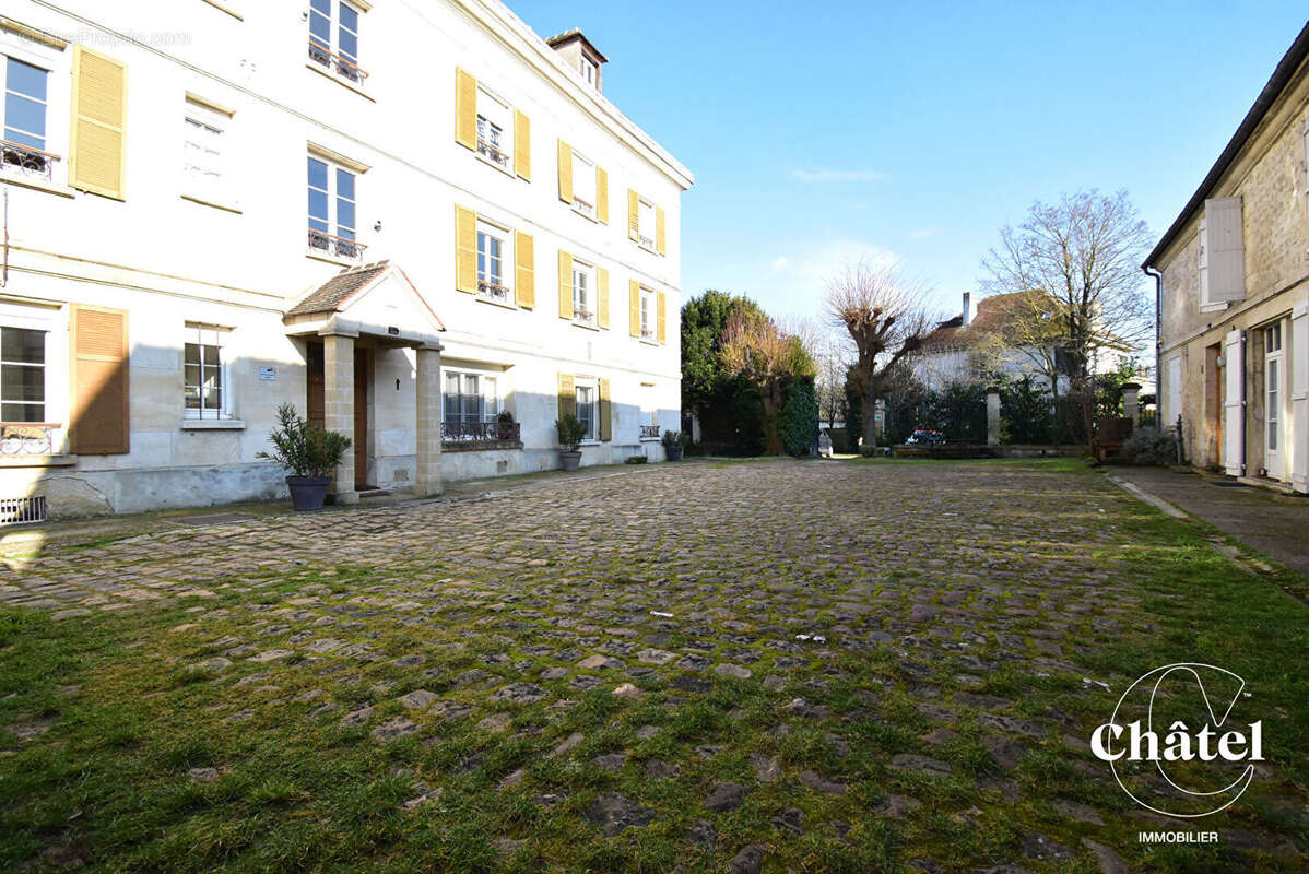 Appartement à PONT-SAINTE-MAXENCE