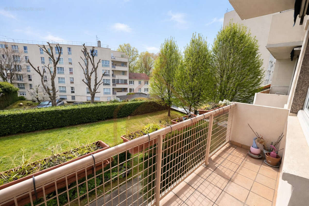 Appartement à LE KREMLIN-BICETRE