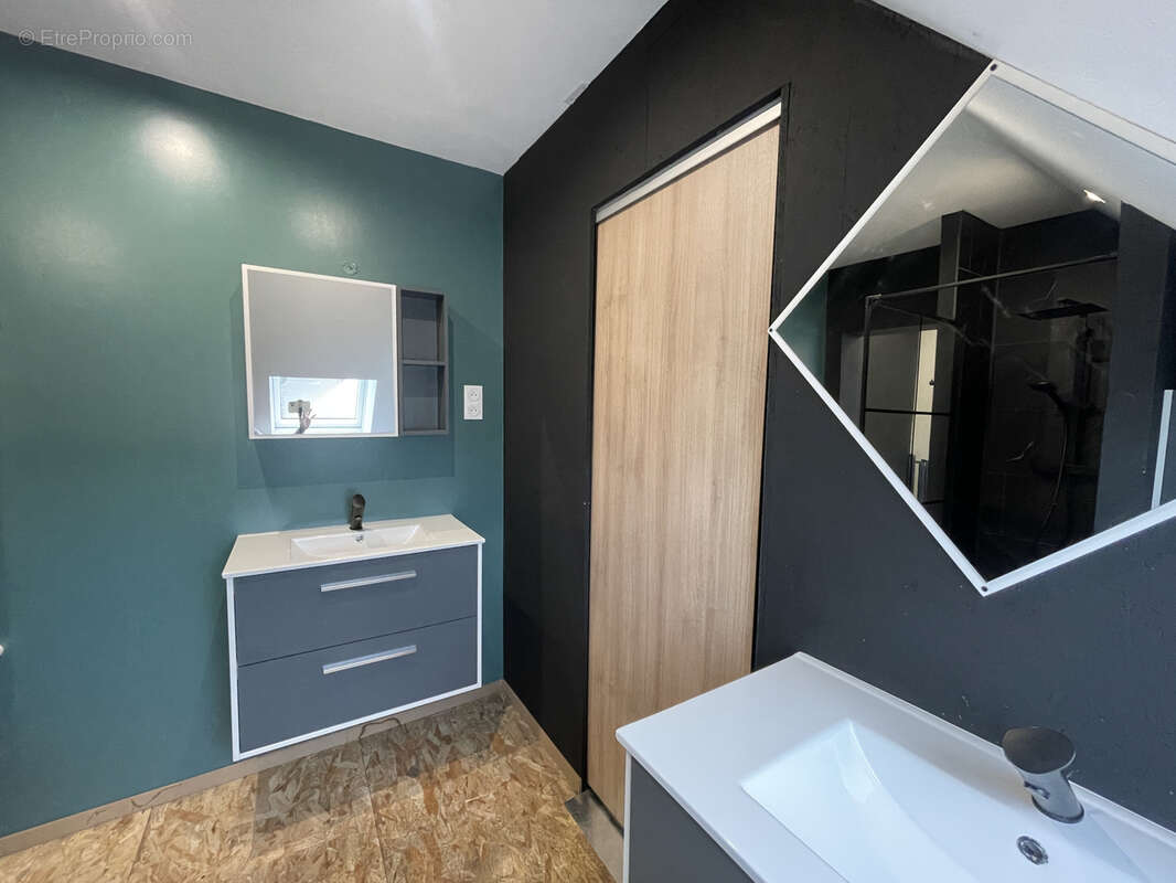 Maison à ROUGEMONT-LE-CHATEAU