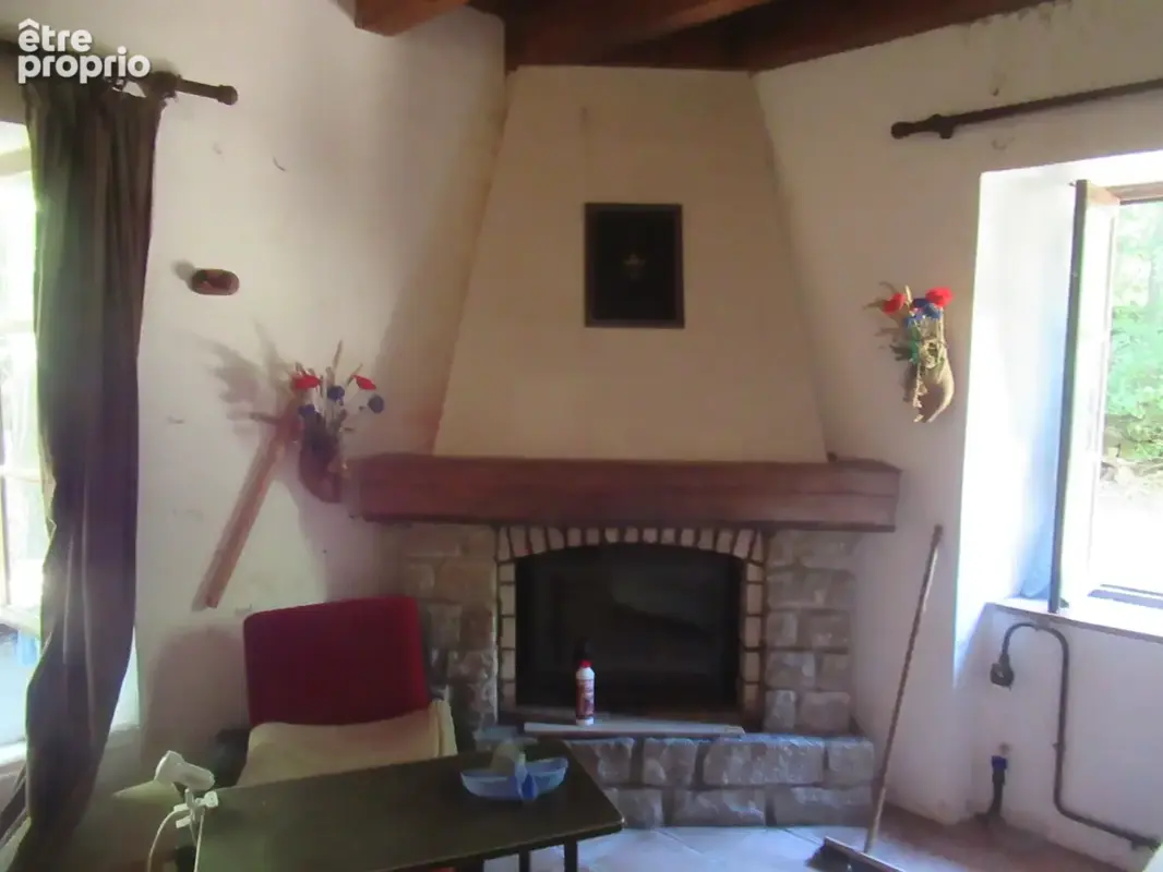 Maison en pierres avec terrain attenant - photo 4