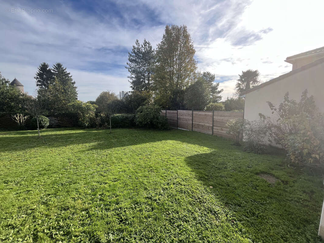 Maison à LE CELLIER