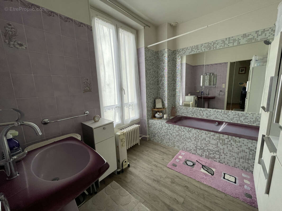Maison à SAINT-OUEN-L'AUMONE