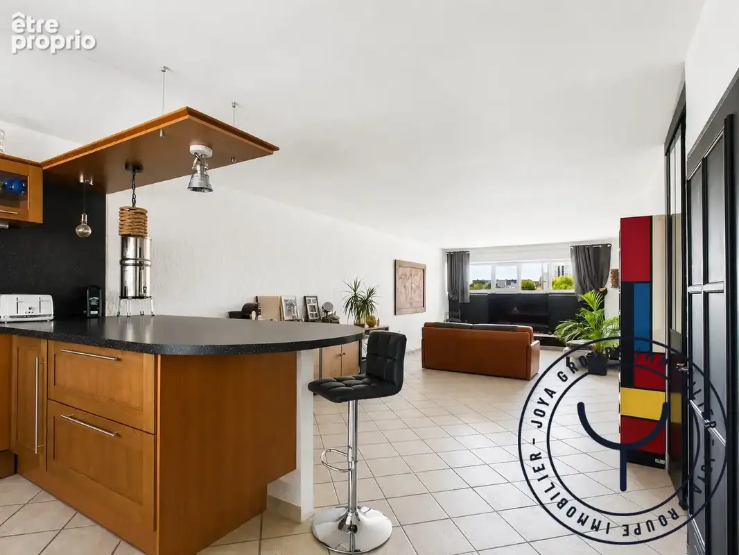 Appartement 4 pièces 88 m² à vendre à Saint-Julien-Les-Villas (10800) - photo 4