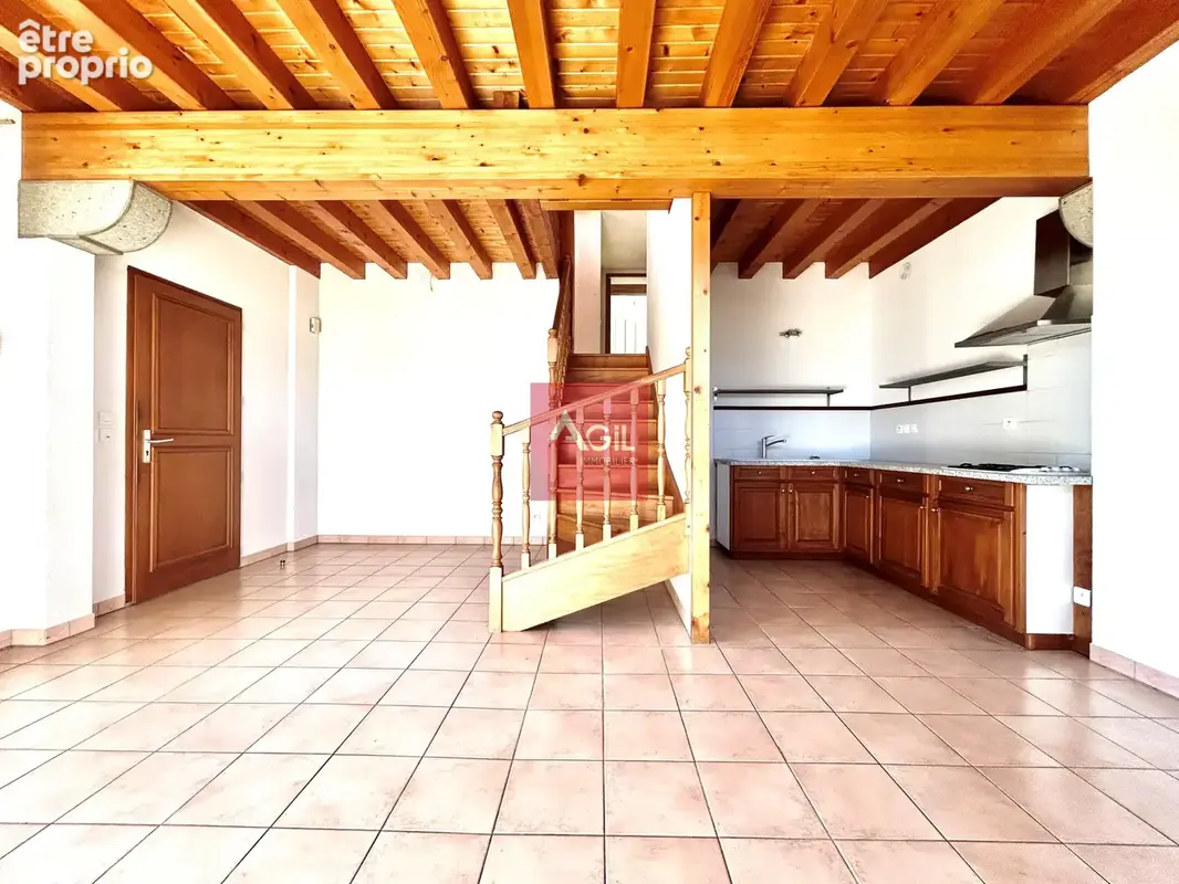 BERNIN : Appartement en triplex de 95m2 avec vue sur Belledonne. - photo 2