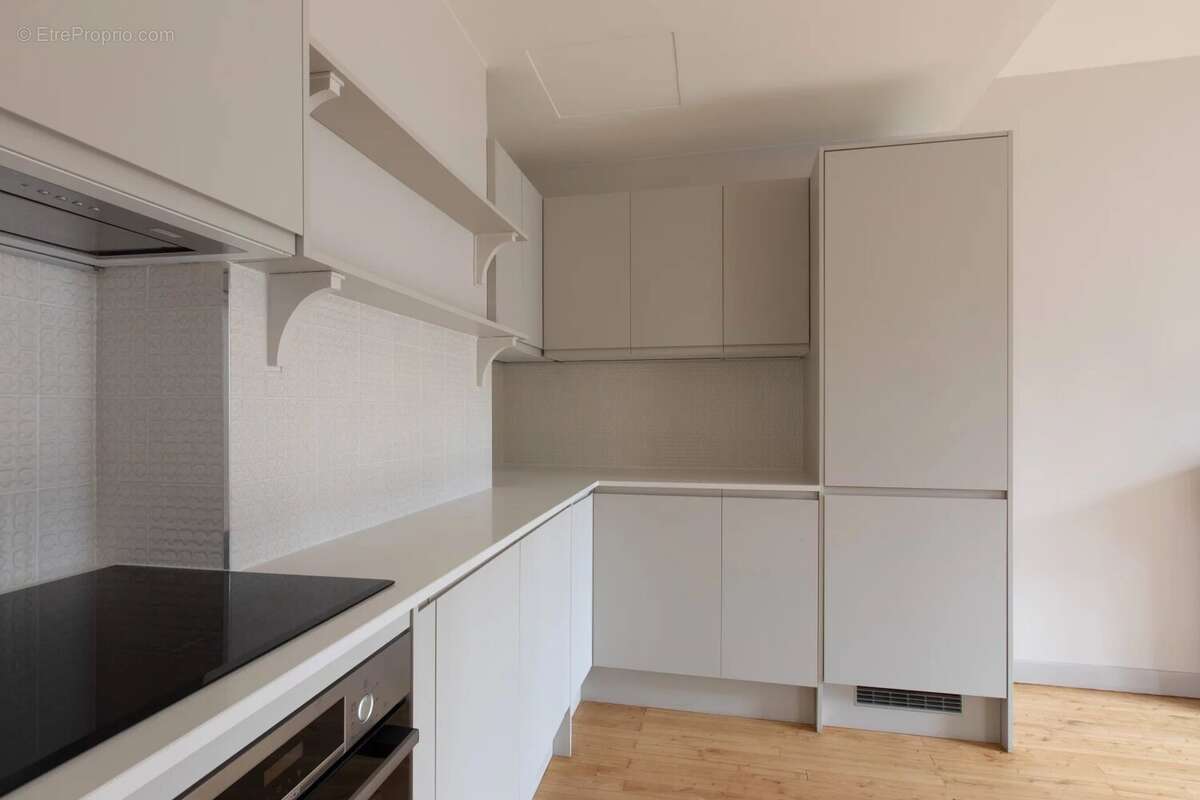 Appartement à PARIS-7E