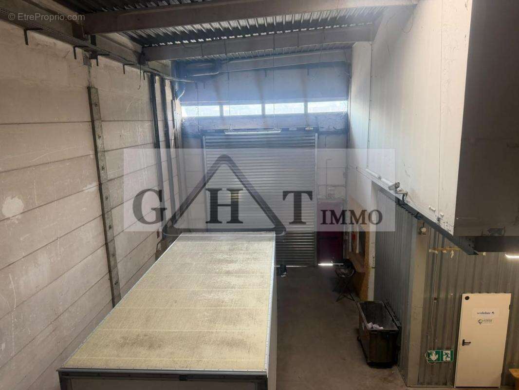 Entrepot bureaux 1292m2 a noisy-le-grand a la vente - photo 3