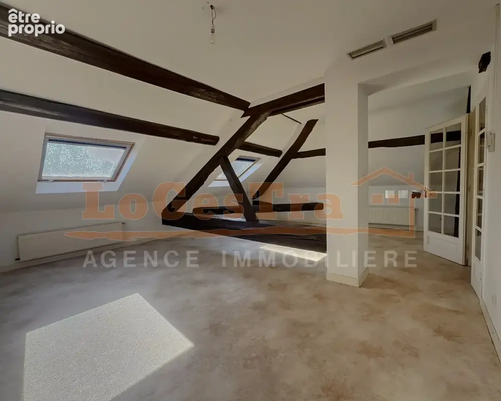 Appartement à CONTREXEVILLE