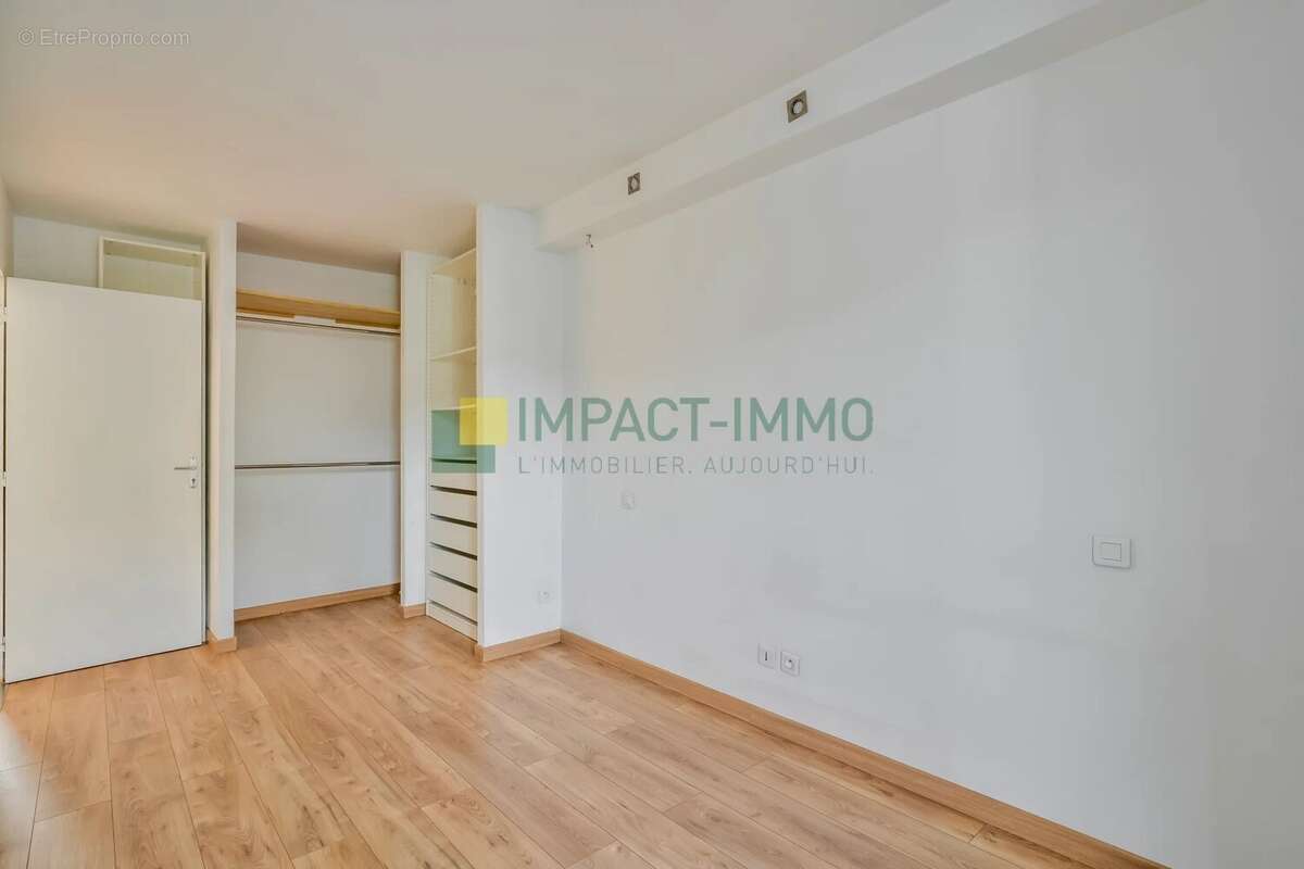 Appartement à CLICHY