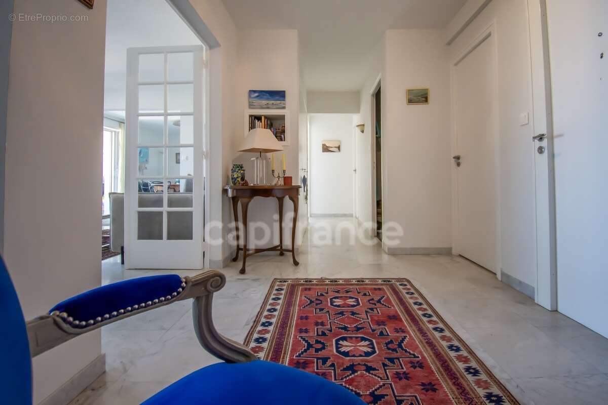 Royan – beau t3 de 98 m² avec garage et cave à 650 m de la plage - photo 2