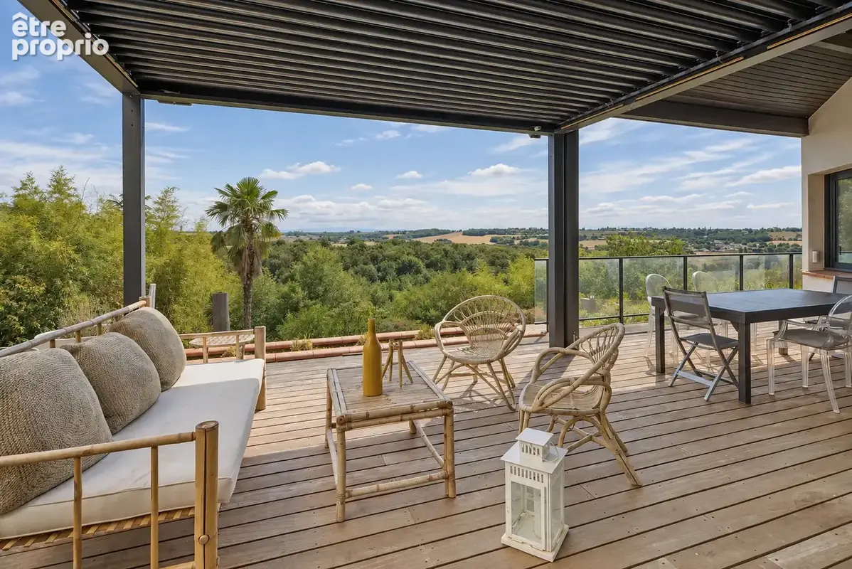 Aureville - Maison familiale de 241 m2 avec piscine et vue Pyrénées - photo 9