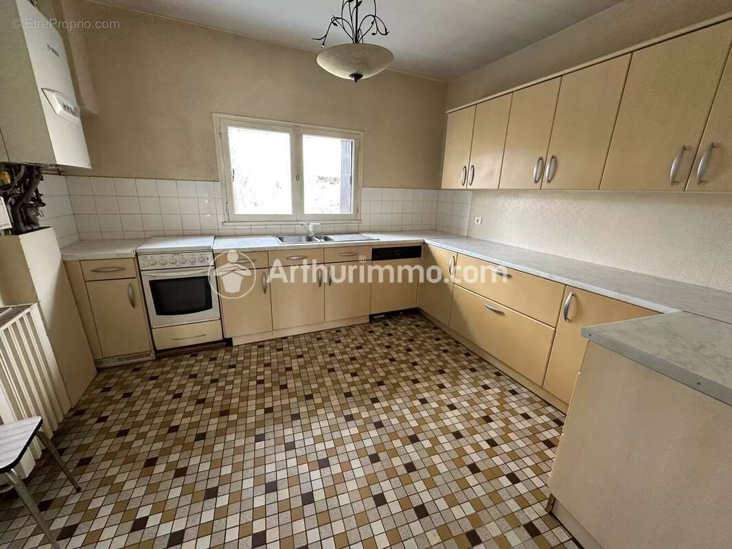 Maison à SAINT-ASTIER