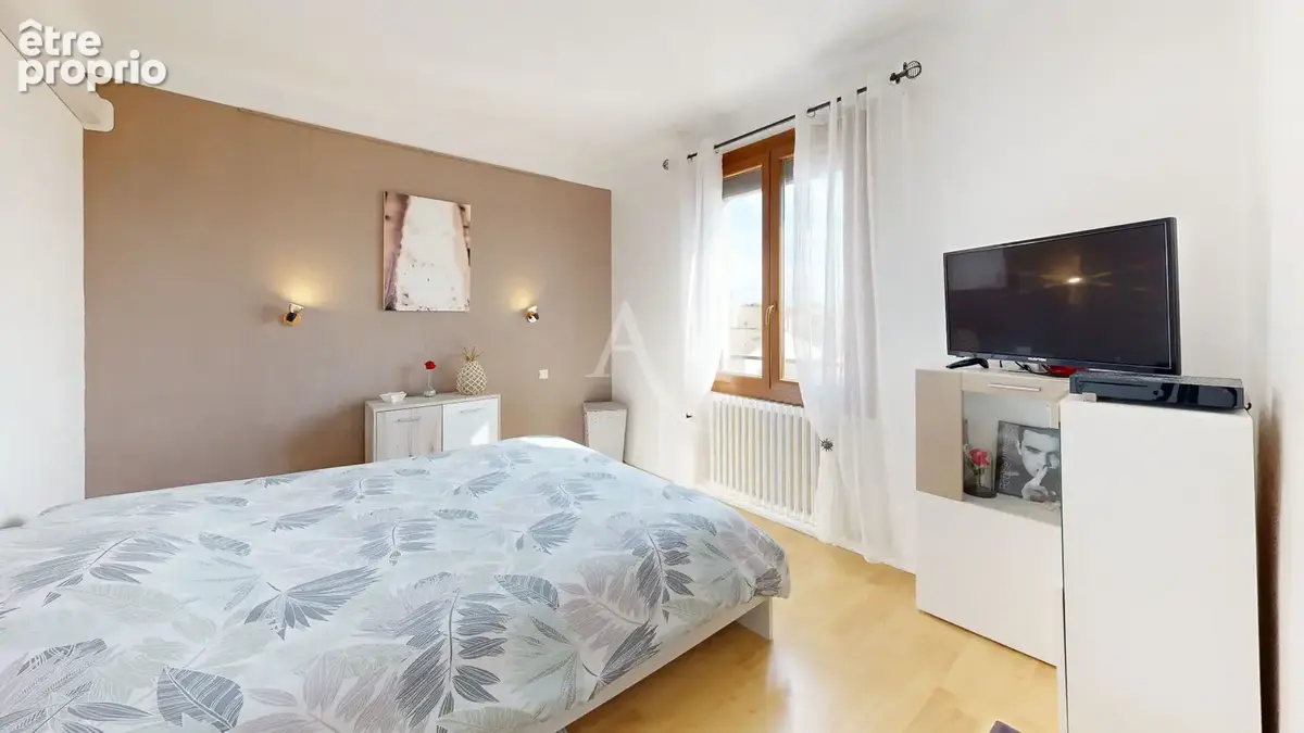 Bel appartement T3 de 73 m² avec cave, garage et balcon - photo 7