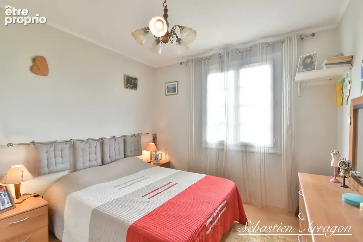 En exclusivité à Cancon – Maison familiale rénovée de 130 m² avec garage et terrain clos - photo 7