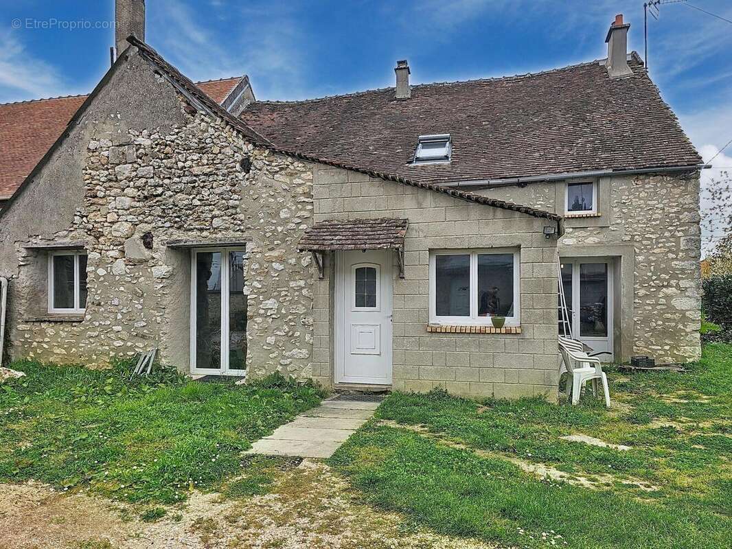 Maison 175 m² à Provins  - photo 2