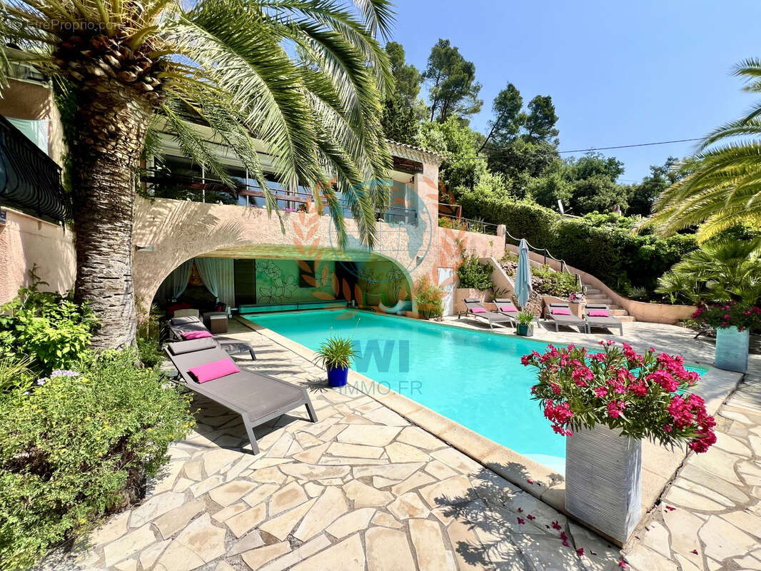 Maison à LA MOTTE