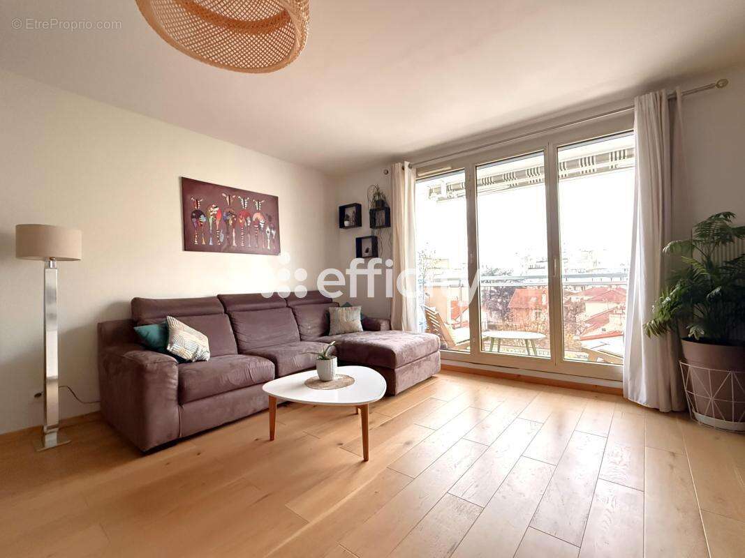 Appartement à ASNIERES-SUR-SEINE
