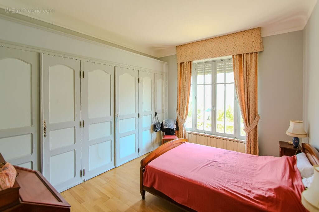 Biarritz - proche du centre ville-  bel appartement t4 de style art deco avec garage et cave - photo 6