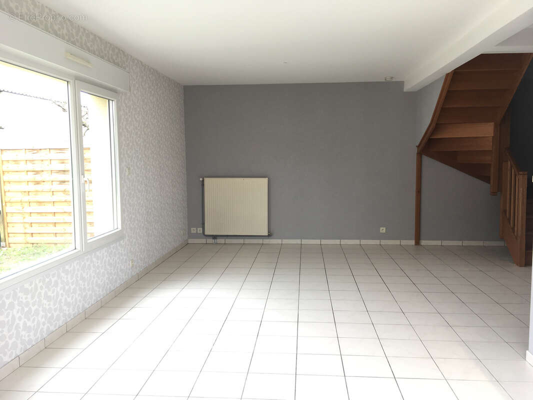 Maison familiale t6 - cisse centre - proche commodites - 10 minutes de poitiers - photo 5