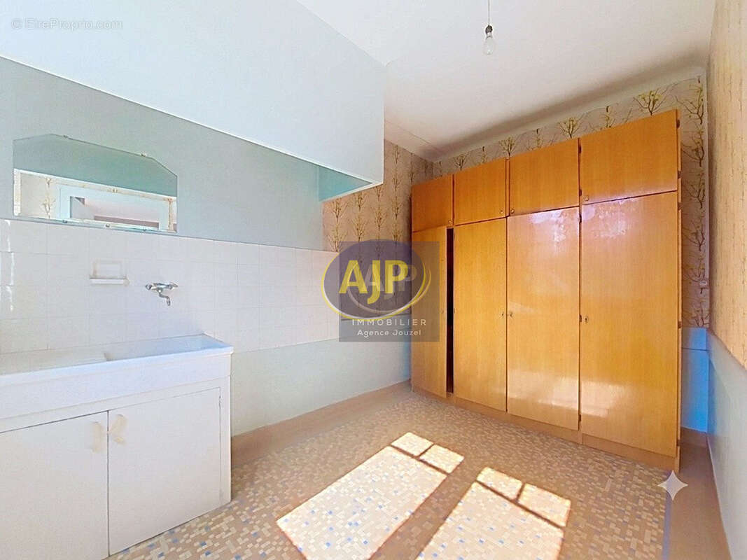 Maison  8 pièce(s) 216 m2 - photo 8