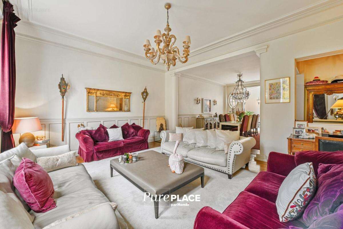 Maison à PARIS-17E