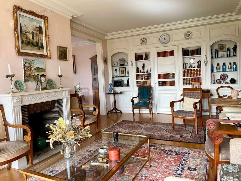 Appartement à NOISY-LE-ROI