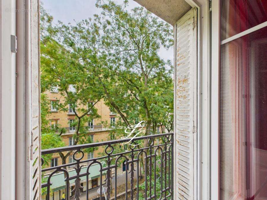 Appartement à PARIS-15E