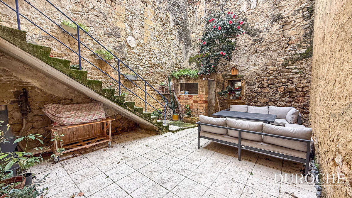 Maison à ROQUEMAURE