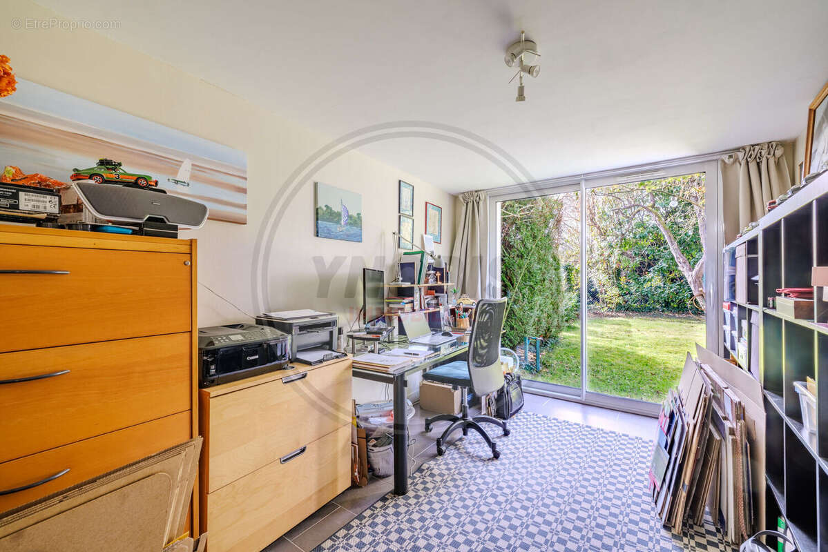 Maison à VERNEUIL-SUR-SEINE