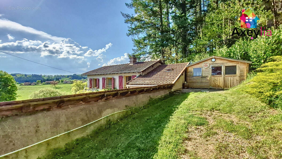 Maison à AIGUEPERSE