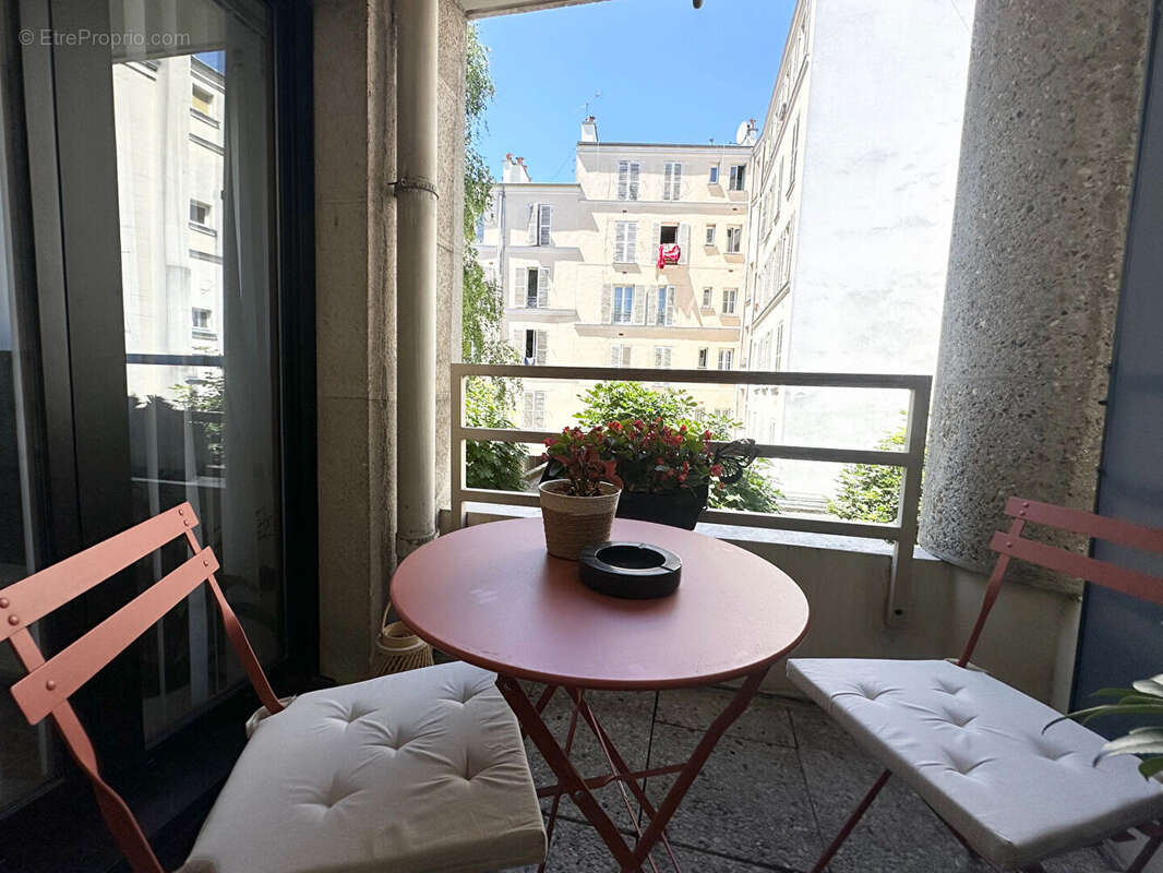 Appartement à PARIS-18E