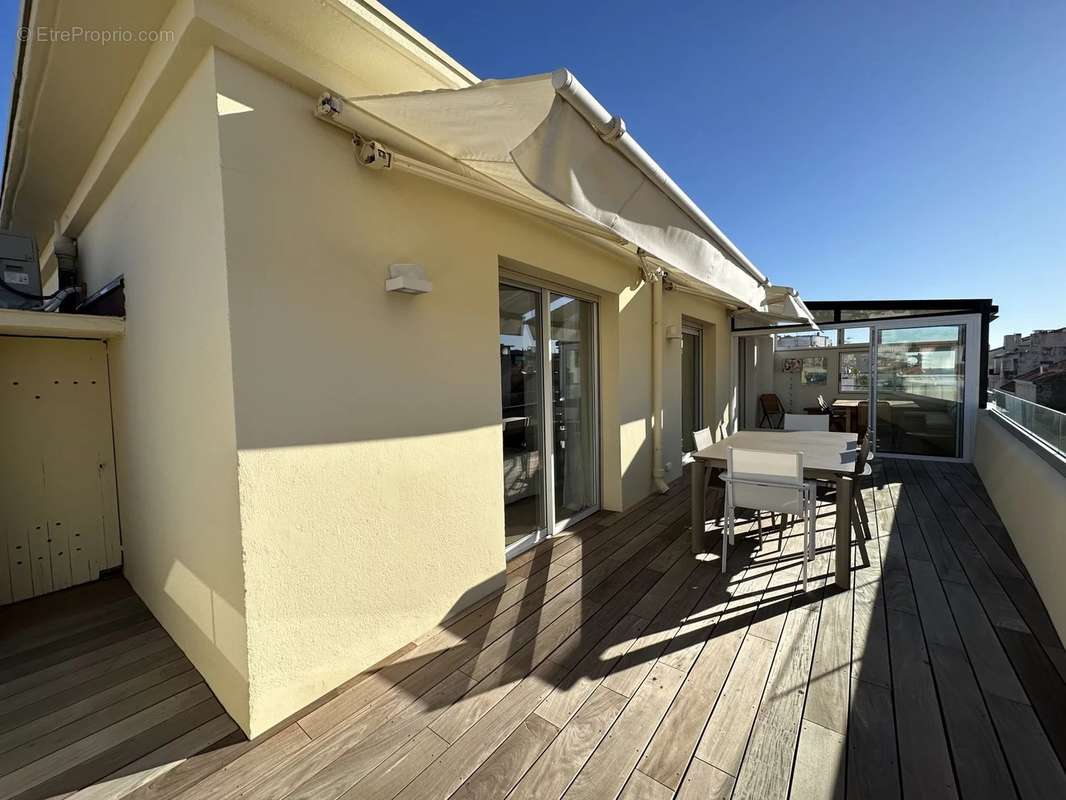 Appartement à CANNES