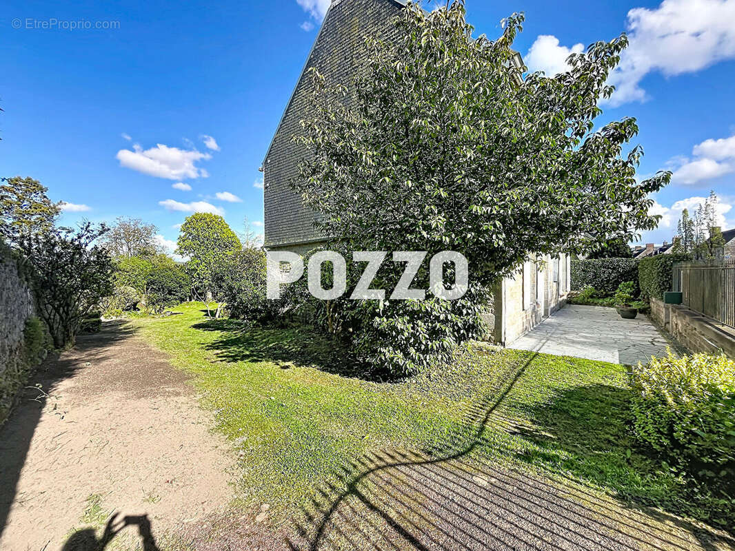 Maison à VILLEDIEU-LES-POELES