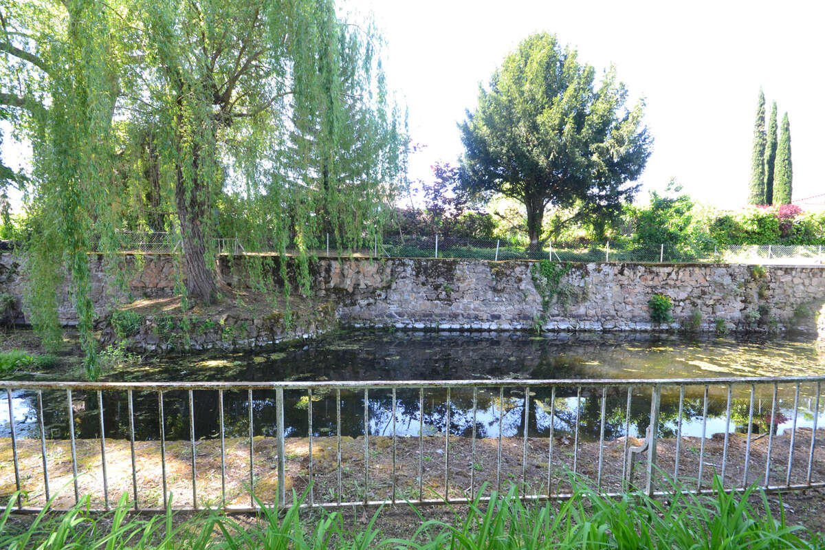 Maison à BULLY