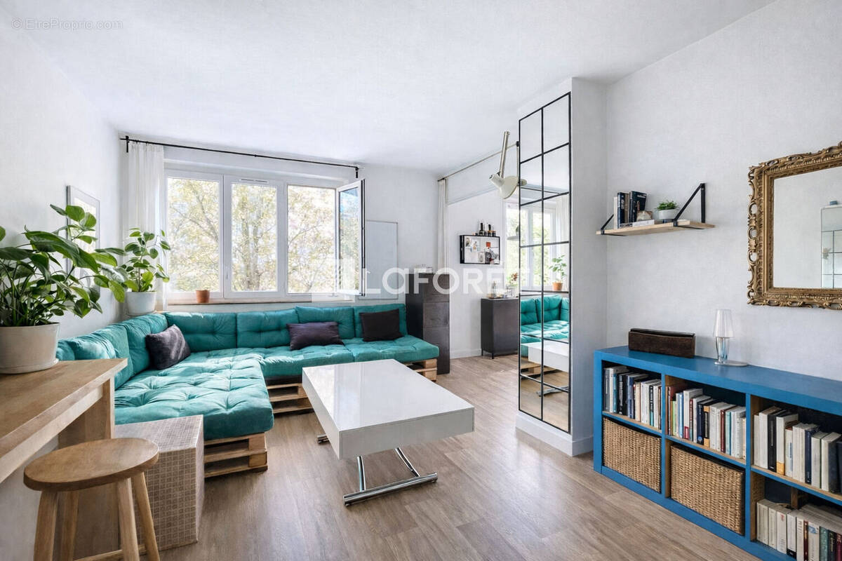 Appartement à NANTERRE