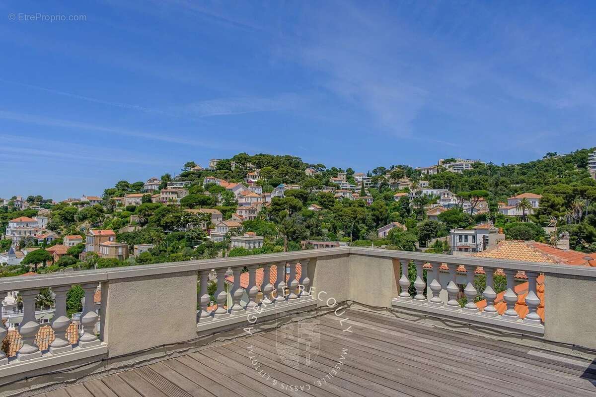 Maison à MARSEILLE-7E