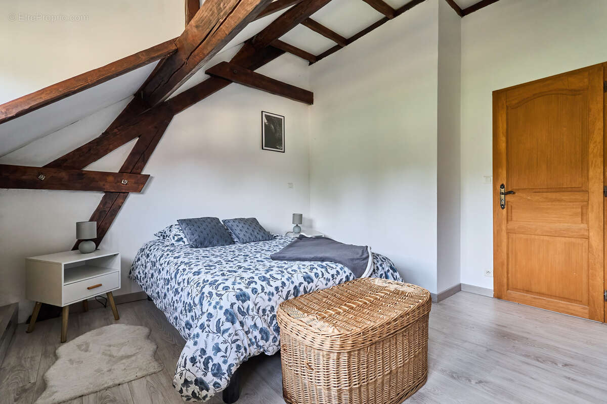 Maison à JOUAIGNES
