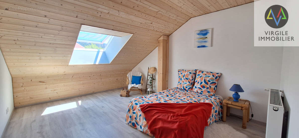 Appartement entièrement rénové de 116 m2 - photo 5