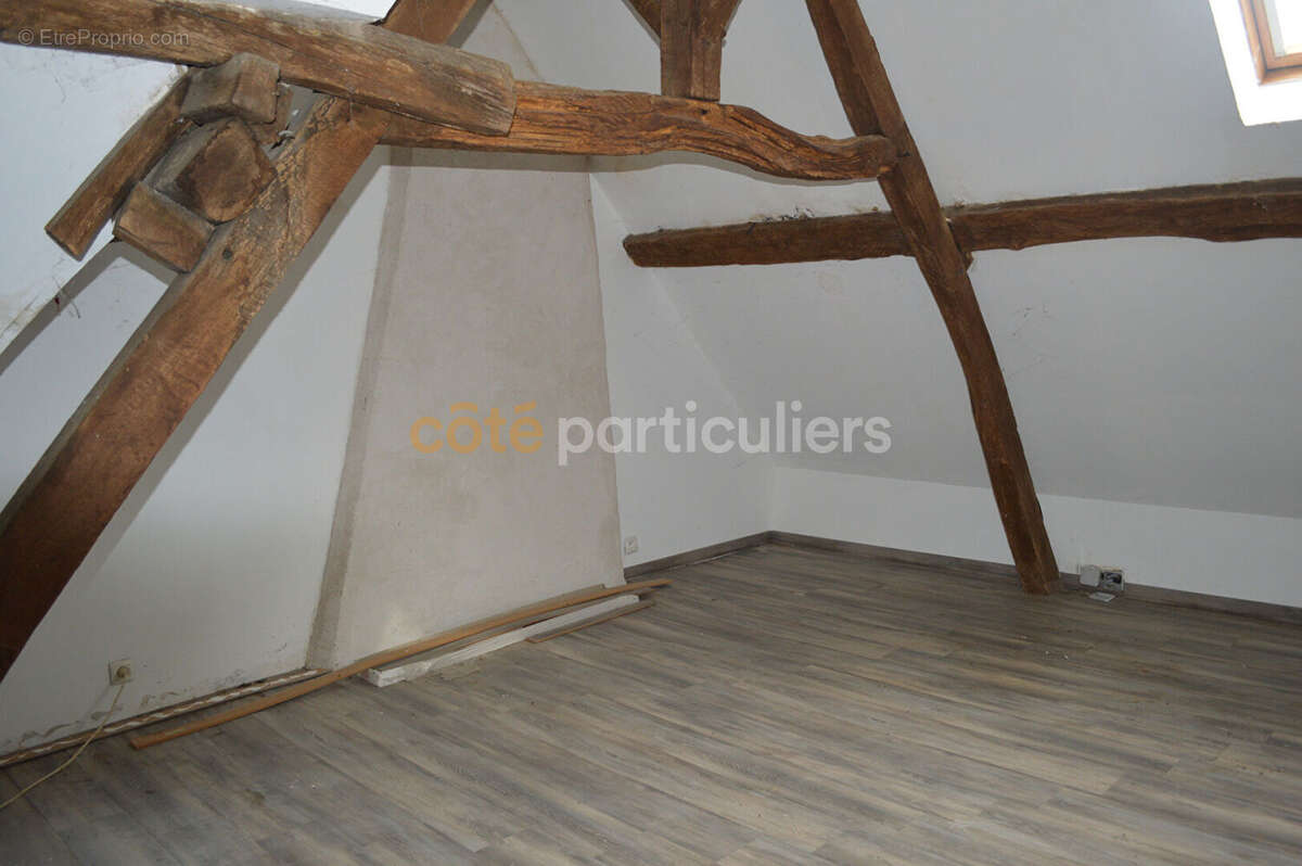 Maison à SAINT-VITTE