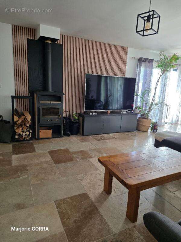 Maison à PLAN-D'AUPS-SAINTE-BAUME