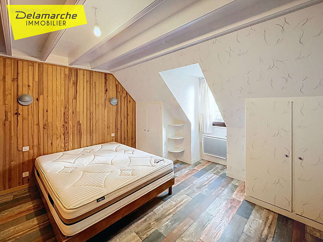 Maison à QUETTREVILLE-SUR-SIENNE