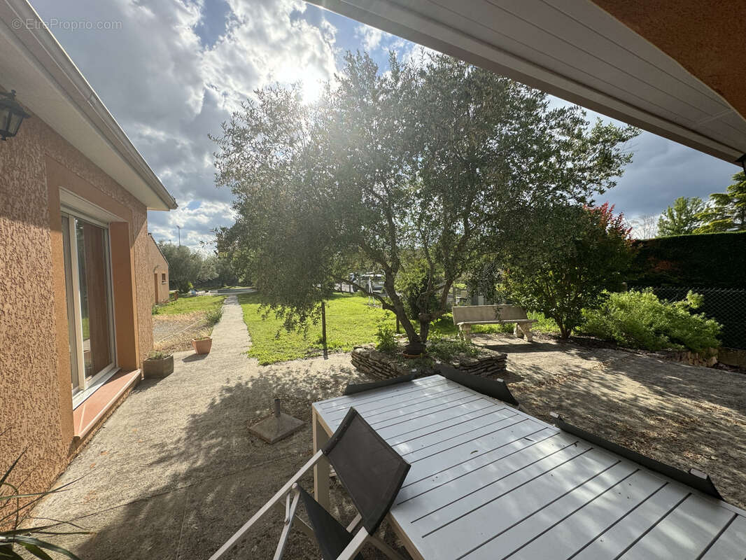 Maison à LESPINASSE